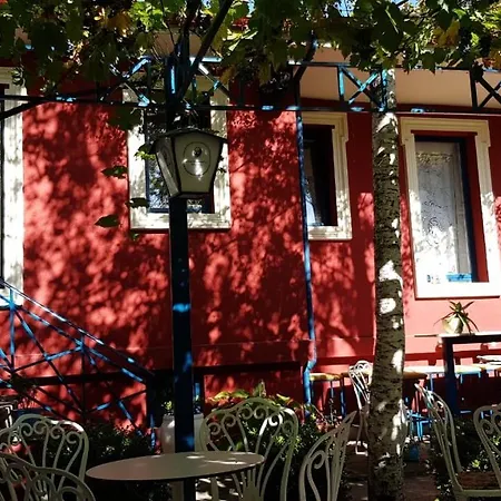 Themistokli Guest house
