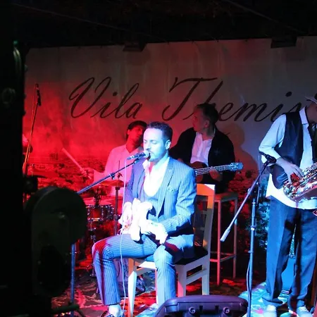 Themistokli 3* Korce