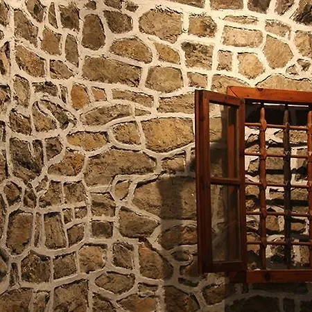 Themistokli Korce