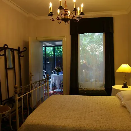Themistokli Guest house 3*