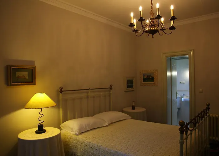 Themistokli Pensión